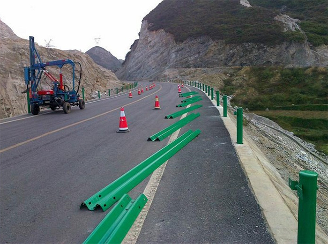 黄山高速公路护栏的设计要素有哪些？